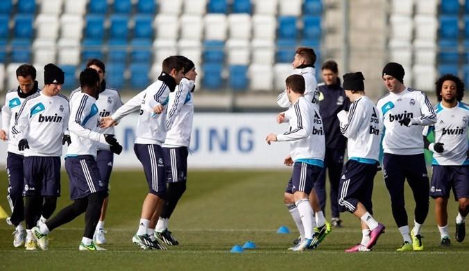 或者在社交 或者在社交