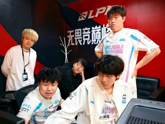 阿克利乌什 阿克利乌什