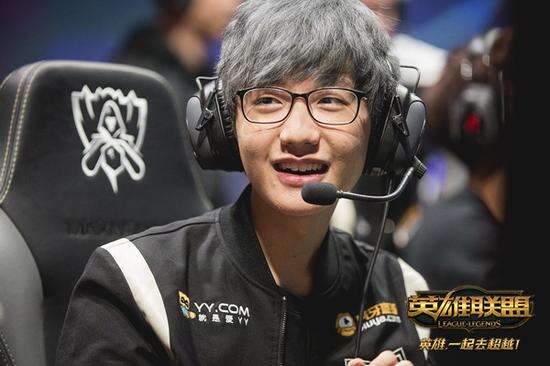 军联赛中 军联赛中